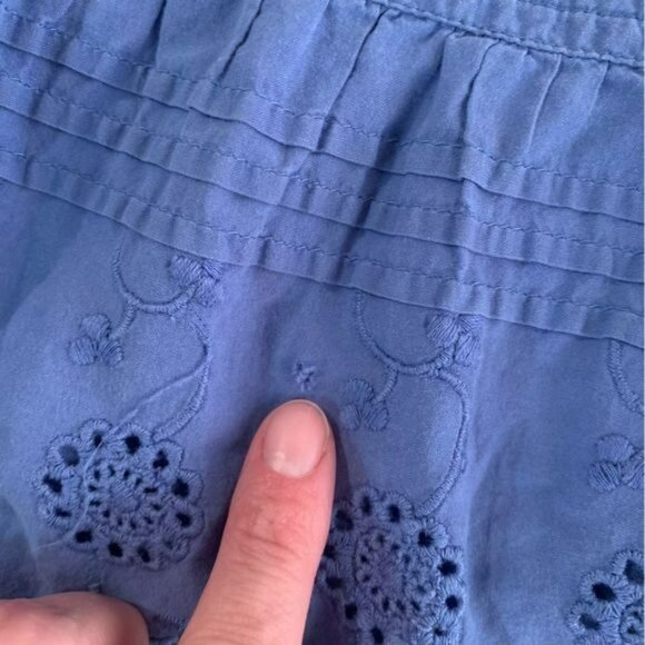 Mini Boden Girls Size 5/6 Blue tiered pintucks eyelet lace skirt - Picture 3 of 10